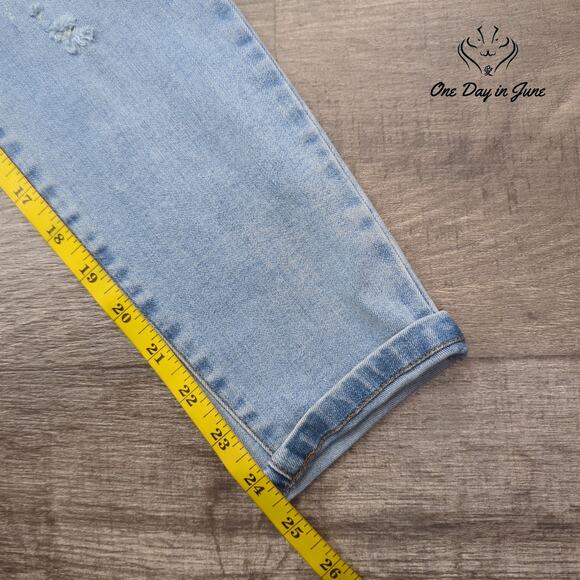 Fashion Nova Turnin Heads Low Rise Jeans Size 5 - Picture 5 of 6